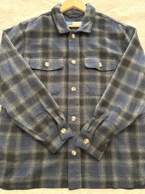 Old Navy Men's Blue Plaid Button-Up Shirt Jacket